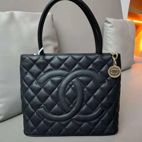 CHANEL Classic Handbag product photo 1