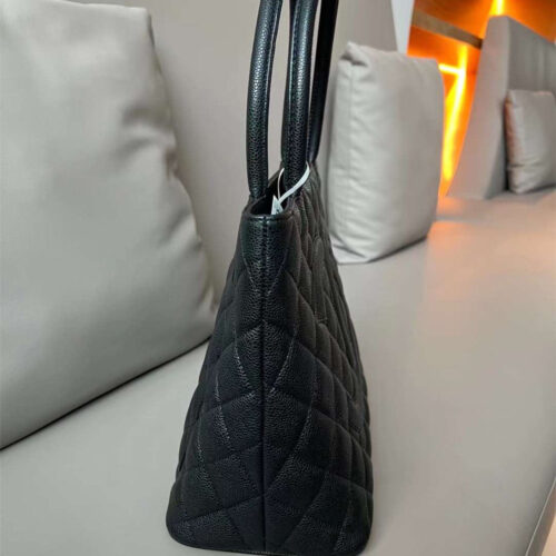 CHANEL Classic Handbag product photo 9