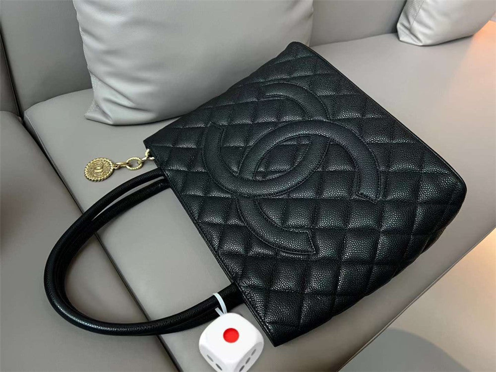 High Quality Luxury Chanel Classic Handbag product detail