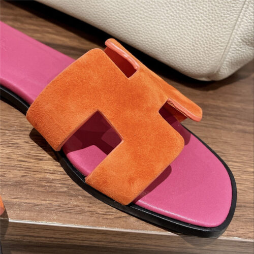 High Quality Luxury Hermes H Buckle Slippers – Style 30883 product detail
