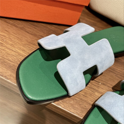 High Quality Luxury Hermes H Buckle Slippers – Style 98115 product detail