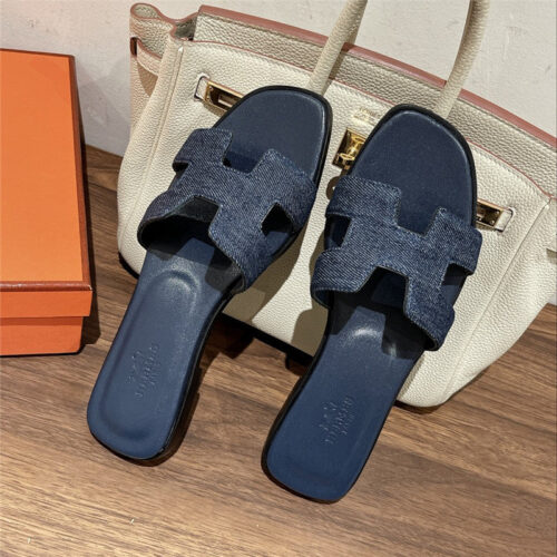 High Quality Luxury Hermes H Buckle Slippers – Style 65347 alternate view