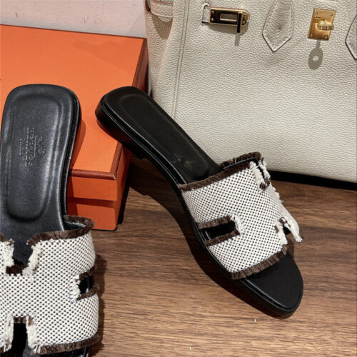 High Quality Luxury Hermes H Buckle Slippers product detail