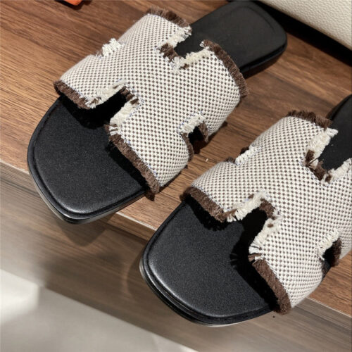 High Quality Luxury Hermes H Buckle Slippers product detail
