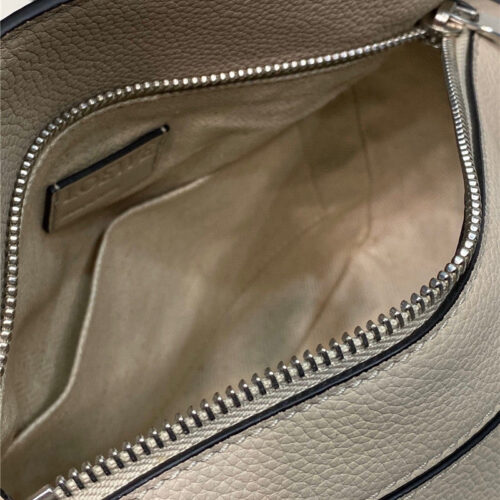 High Quality Luxury Loewe Simple Atmosphere Handbag product detail