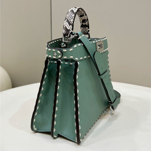 High Quality Luxury Fendi Peekaboo Medium Bag alternate view