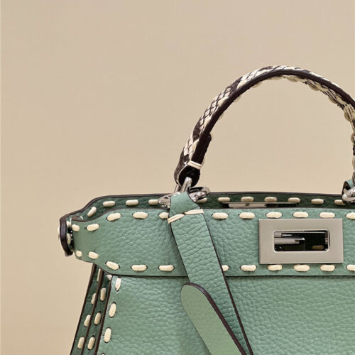 High Quality Luxury Fendi Peekaboo Medium Bag product detail