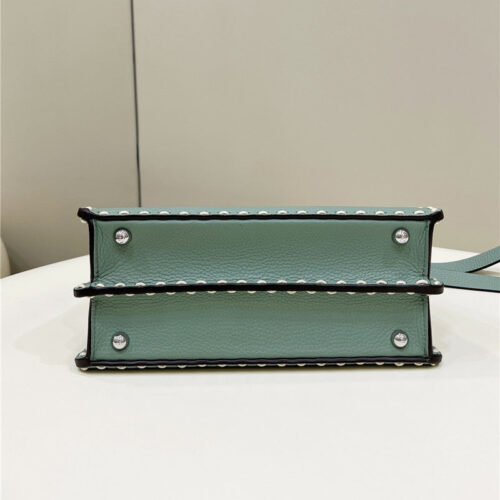 High Quality Luxury Fendi Peekaboo Medium Bag product detail