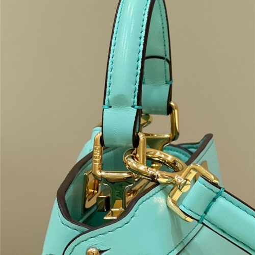 High Quality Luxury Fendi Peekaboo Shoulder Bag – Style 32662 product detail