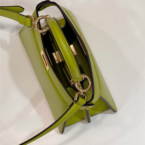 High Quality Luxury Fendi Peekaboo Shoulder Bag product detail