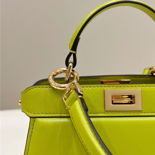 High Quality Luxury Fendi Peekaboo Shoulder Bag product detail
