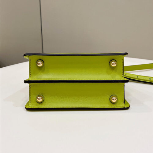 High Quality Luxury Fendi Peekaboo Shoulder Bag product detail