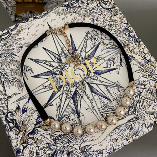 High Quality Luxury Dior 2023 Catwalk Necklace