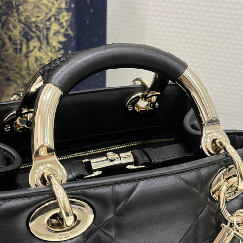 High Quality Luxury Dior Lady Sheepskin Handbag product detail