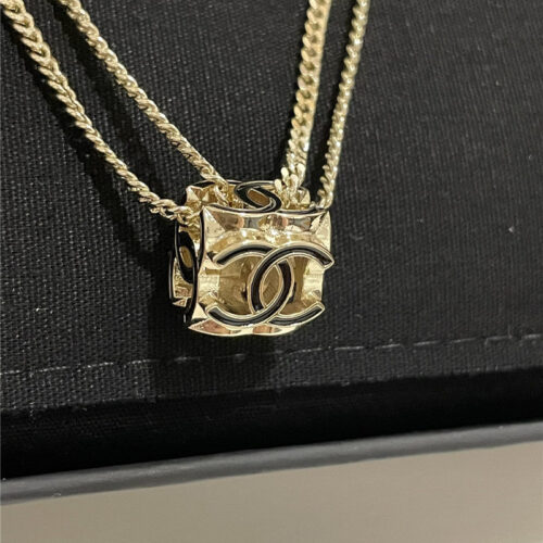 High Quality Luxury Chanel Sieve Necklace – Style 50427 alternate view
