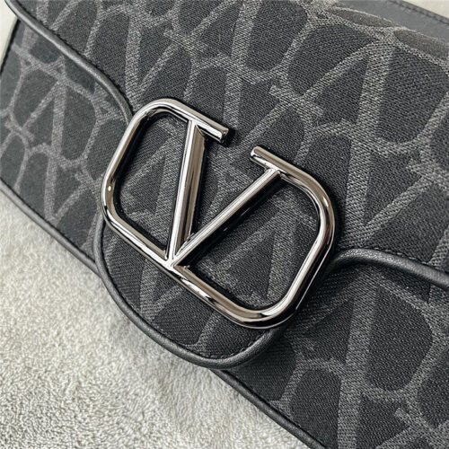 High Quality Luxury Valentino V Logo Mini Locò Bag In Calfskin product detail