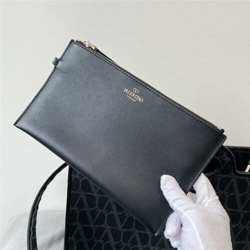 High Quality Luxury Valentino V Logo Print Tote Bag – Style 03878 product detail