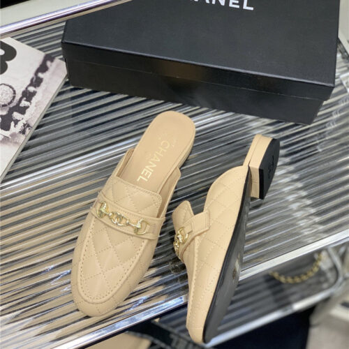 High Quality Luxury Chanel Diamond Chain Sandals And Slippers – Style 92102 product detail