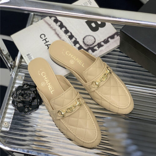 High Quality Luxury Chanel Diamond Chain Sandals And Slippers – Style 92102 product detail