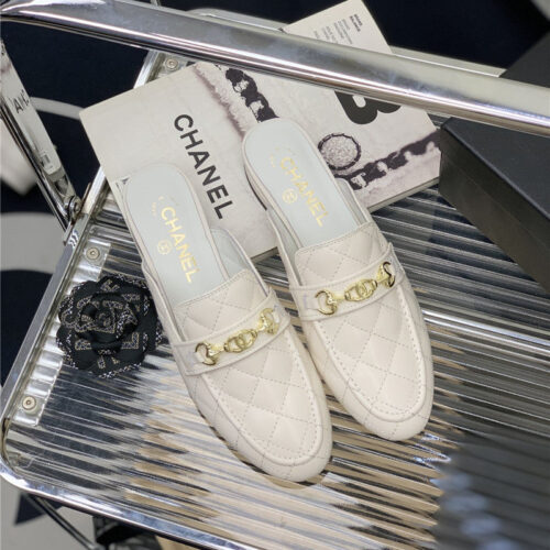High Quality Luxury Chanel Diamond Chain Sandals And Slippers – Style 23174 product detail