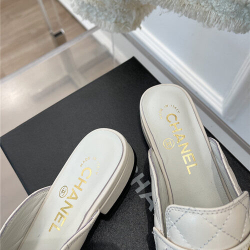 High Quality Luxury Chanel Rhombic Horsebit Loafer Slippers – Style 05414 product detail