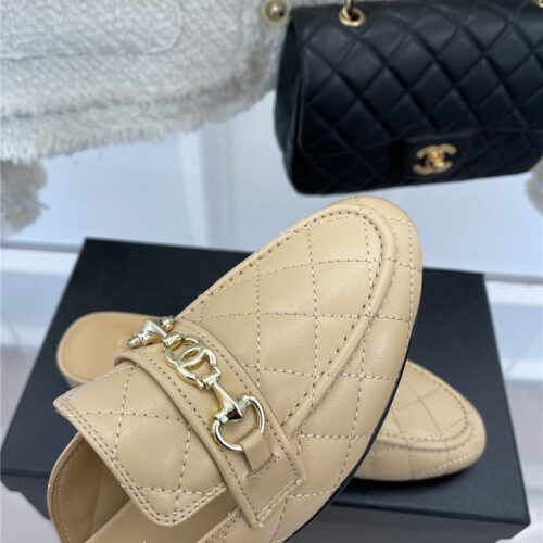 High Quality Luxury Chanel Rhombic Horsebit Loafer Slippers – Style 08806 product detail