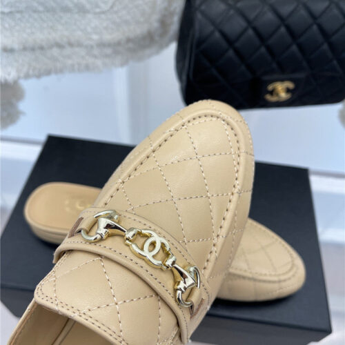 High Quality Luxury Chanel Rhombic Horsebit Loafer Slippers – Style 08806 product detail