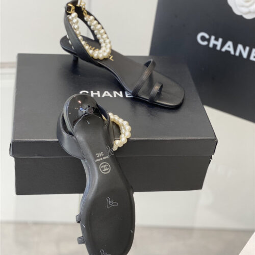 High Quality Luxury Chanel Pearl Sandals – Style 80774 product detail