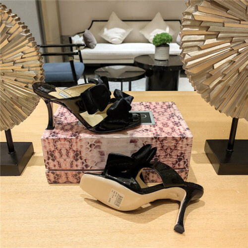 High Quality Luxury Jimmy Choo Bow Crinkle Sandals – Style 44983 product detail