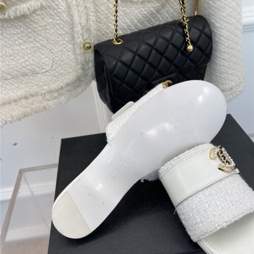 High Quality Luxury Chanel Cc Pearl Rhinestone Buckle Slippers – Style 98310 product detail