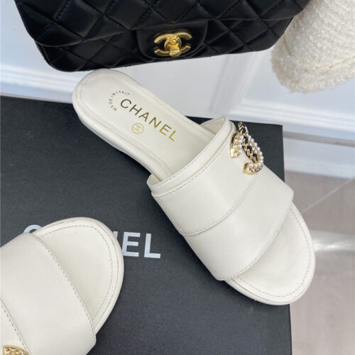 High Quality Luxury Chanel Cc Pearl Rhinestone Buckle Slippers – Style 44646 product detail
