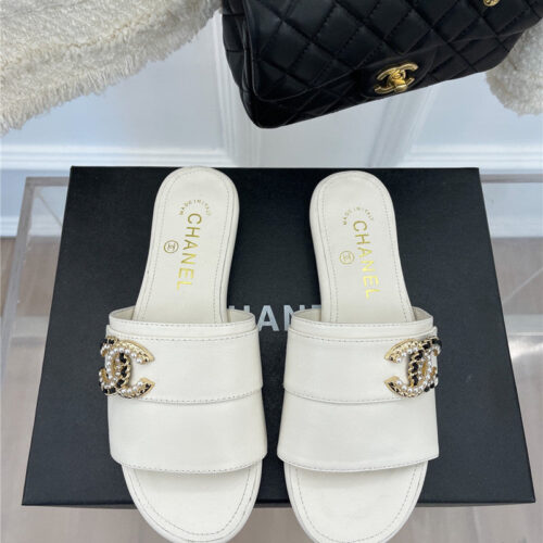 High Quality Luxury Chanel Cc Pearl Rhinestone Buckle Slippers – Style 44646 product detail