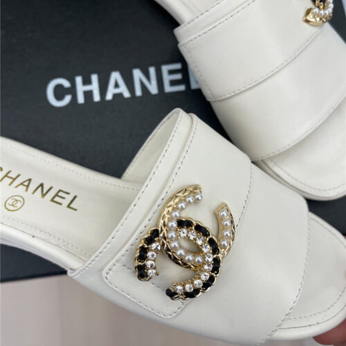 High Quality Luxury Chanel Cc Pearl Rhinestone Buckle Slippers – Style 44646 product detail