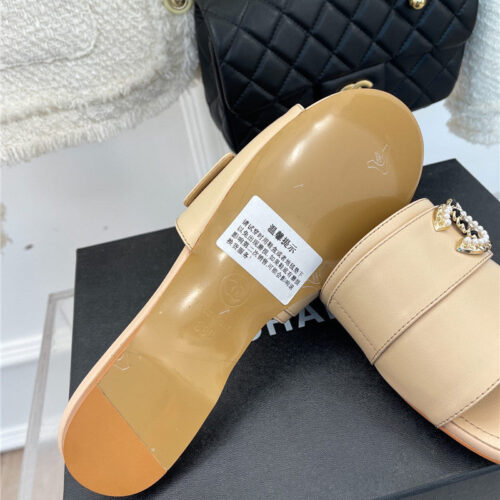 High Quality Luxury Chanel Cc Pearl Rhinestone Buckle Slippers – Style 15270 product detail