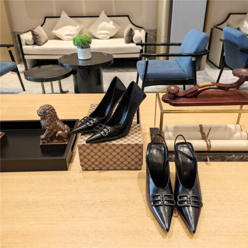 High Quality Luxury Balenciaga Metal Buckle Spring Summer Slippers – Style 70499 product detail