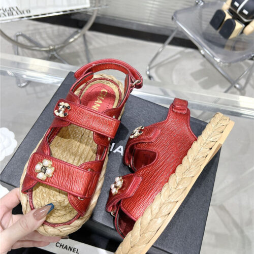 High Quality Luxury Chanel Classic Beach Velcro Sandals product detail