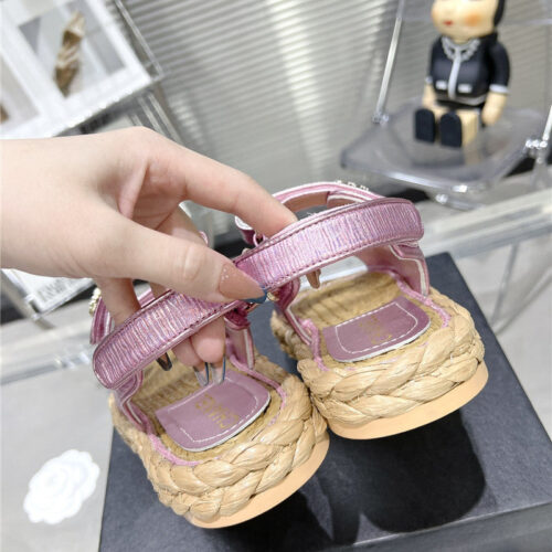 High Quality Luxury Chanel Classic Beach Velcro Sandals – Style 20710 product detail