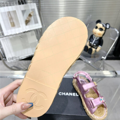 High Quality Luxury Chanel Classic Beach Velcro Sandals – Style 20710 product detail