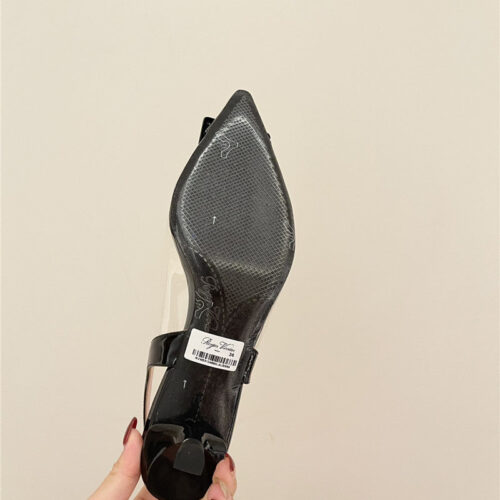 High Quality Luxury Roger Vivier New Crystal Buckle Cat Heel Shoes product detail