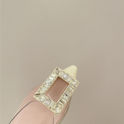 High Quality Luxury Roger Vivier New Crystal Buckle Cat Heel Shoes – Style 81172 product detail