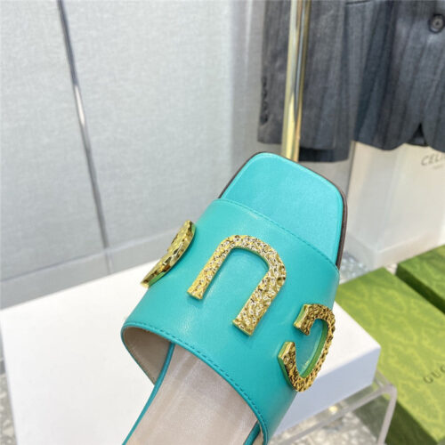 High Quality Luxury Gucci’s Latest Elements All-Match Fashion Slippers – Style 23955 product detail