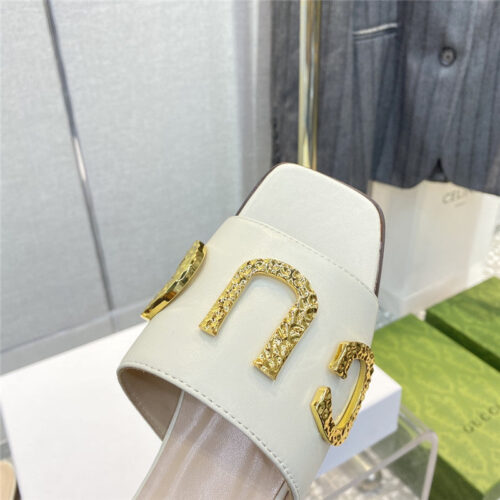 High Quality Luxury Gucci’s Latest Elements All-Match Fashion Slippers product detail