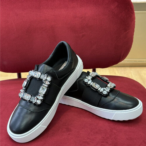 High Quality Luxury Roger Vivier Light And Soft Loafers