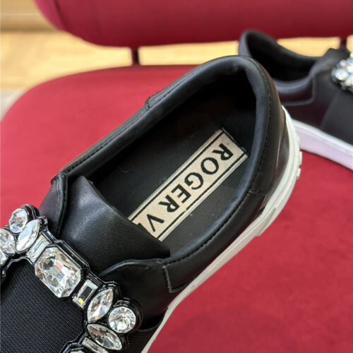 High Quality Luxury Roger Vivier Light And Soft Loafers product detail