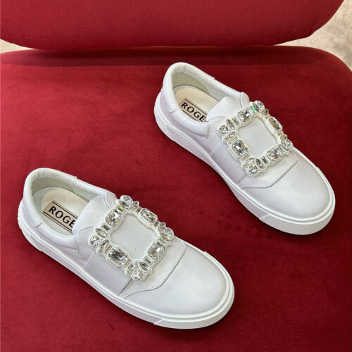 High Quality Luxury Roger Vivier Light And Soft Loafers – Style 59732 product detail