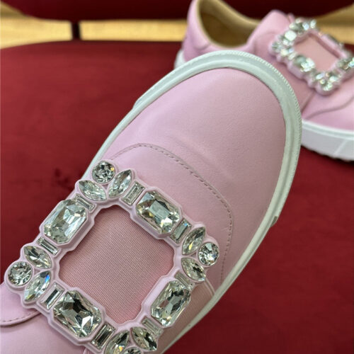 High Quality Luxury Roger Vivier Light And Soft Loafers – Style 54644 product detail