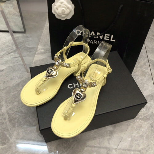 High Quality Luxury Chanel New Holiday Love Gemstone T Word Sandals – Style 50342 product detail