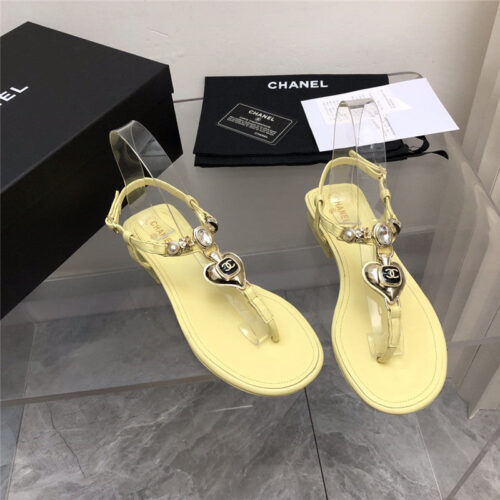 High Quality Luxury Chanel New Holiday Love Gemstone T Word Sandals – Style 50342 product detail