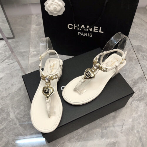High Quality Luxury Chanel New Holiday Love Gemstone T Word Sandals – Style 88198 product detail