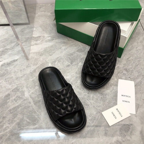 High Quality Luxury Bottega Veneta Plaid Leather Slides product detail